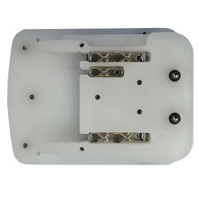 Charger l'image dans la galerie, Adaptateur de batterie Bosch (Bleu) 18V vers Makita 18V (Polypropylène)