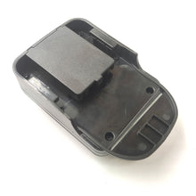 Load image into Gallery viewer, AEG 18V to Bosch (Green) 18V Battery Adapter
