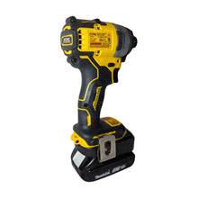 Load image into Gallery viewer, Makita 18V to DeWalt 20V (Lithium) Battery Adapter
