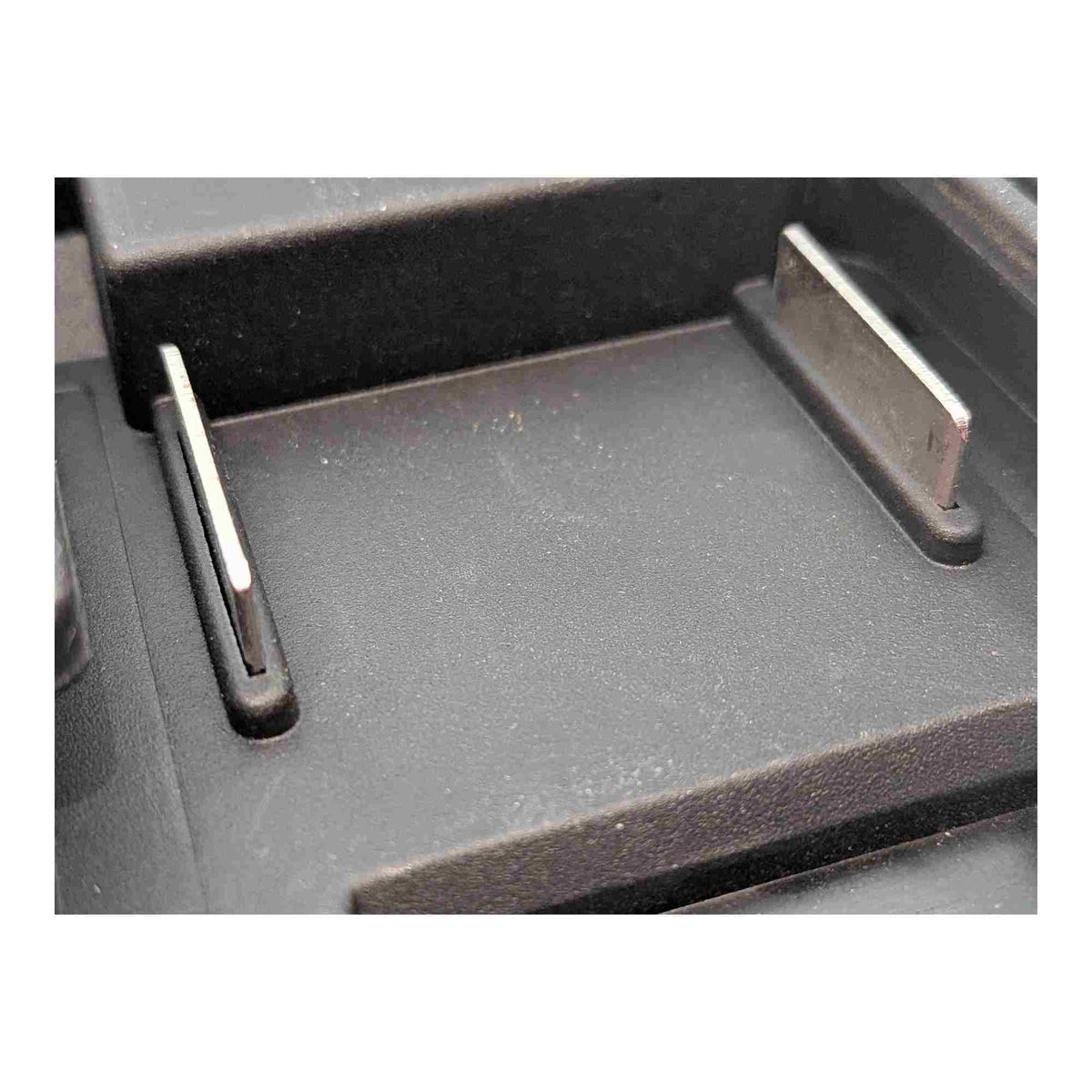 Makita 18V to AEG 18V Battery Adapter