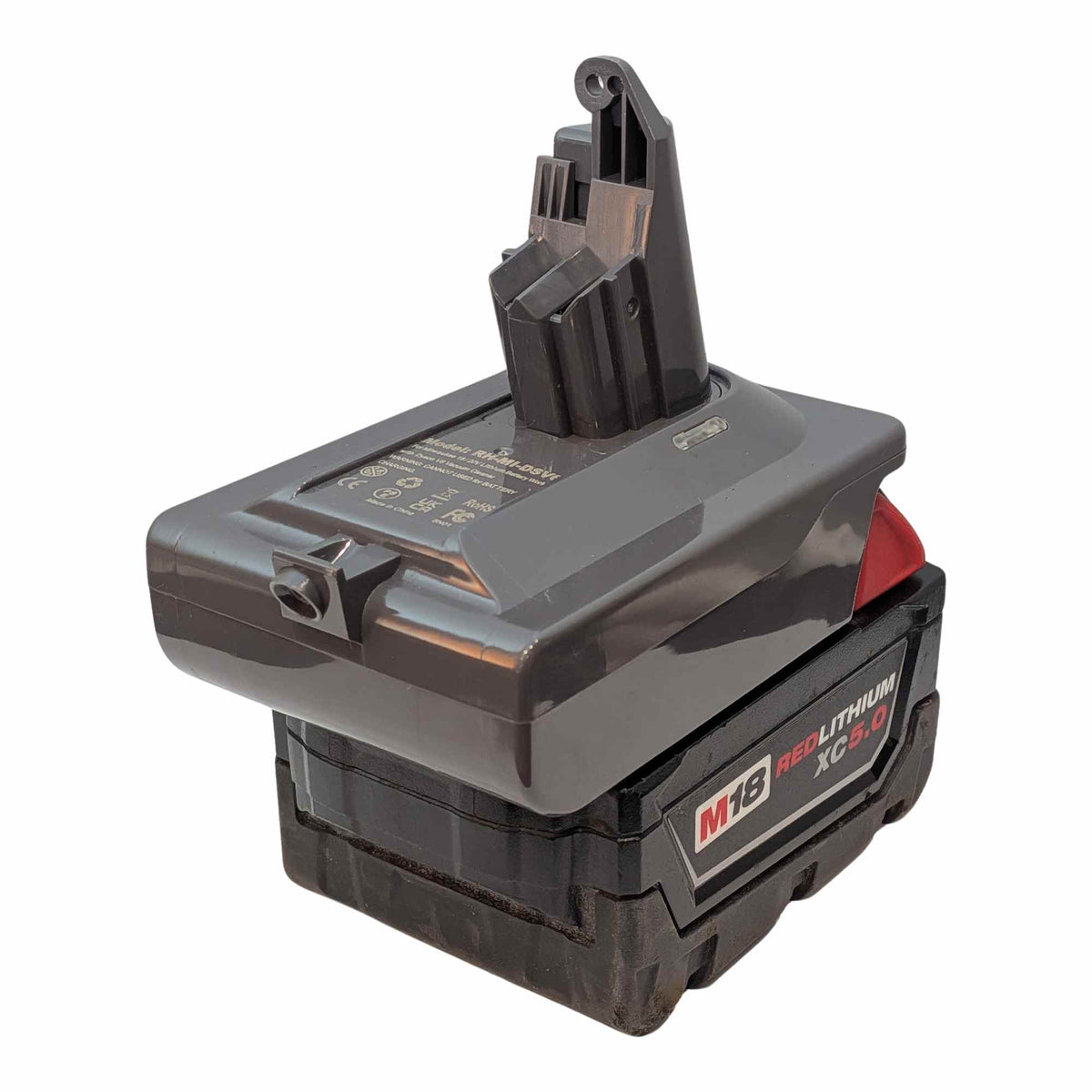 Milwaukee M18 to Dyson V6 battery adapter: Battery on Adapter, Right